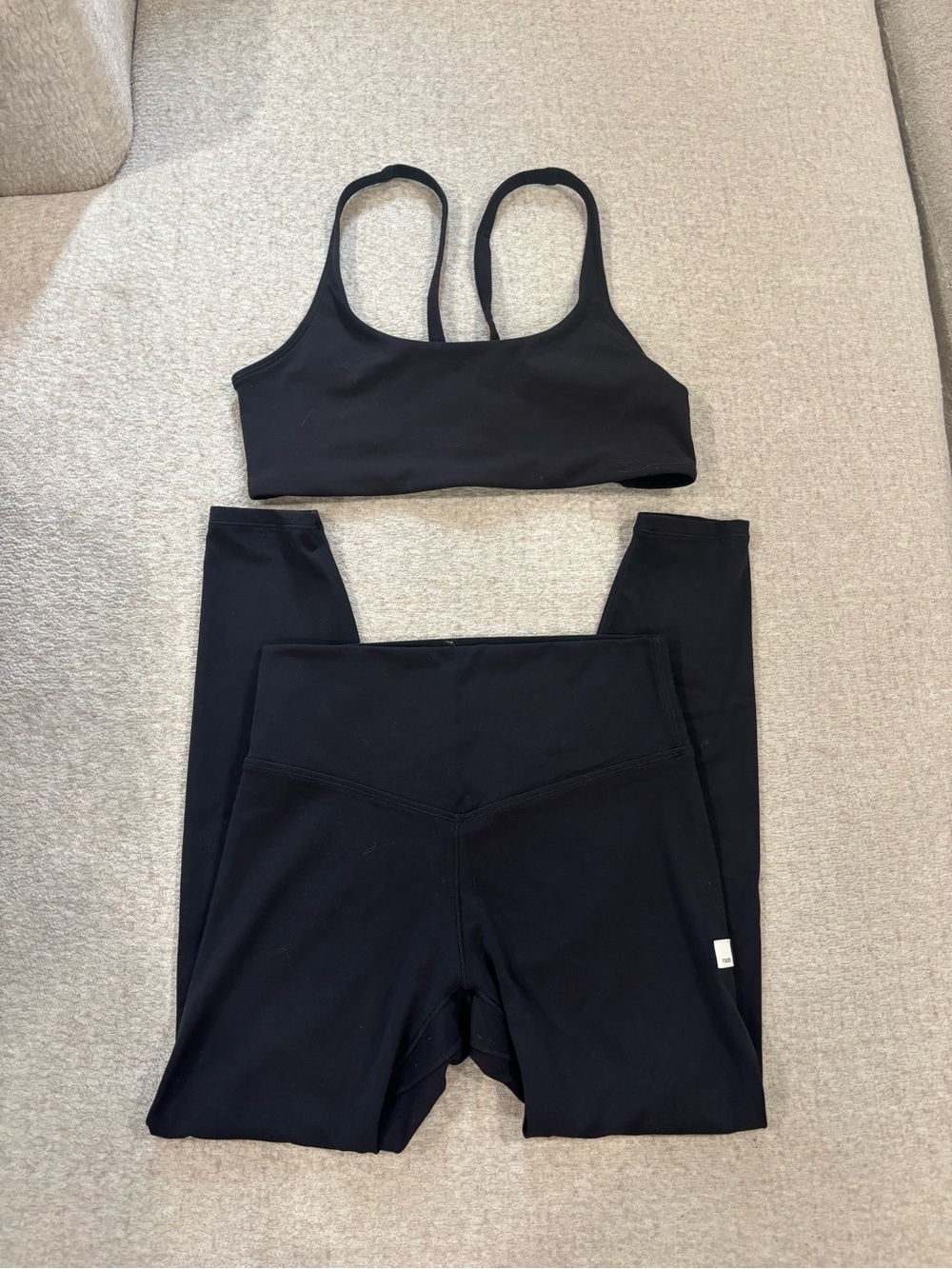 Vuori Black Double-Strap Sports Bra and High-Waist Leggings Set
